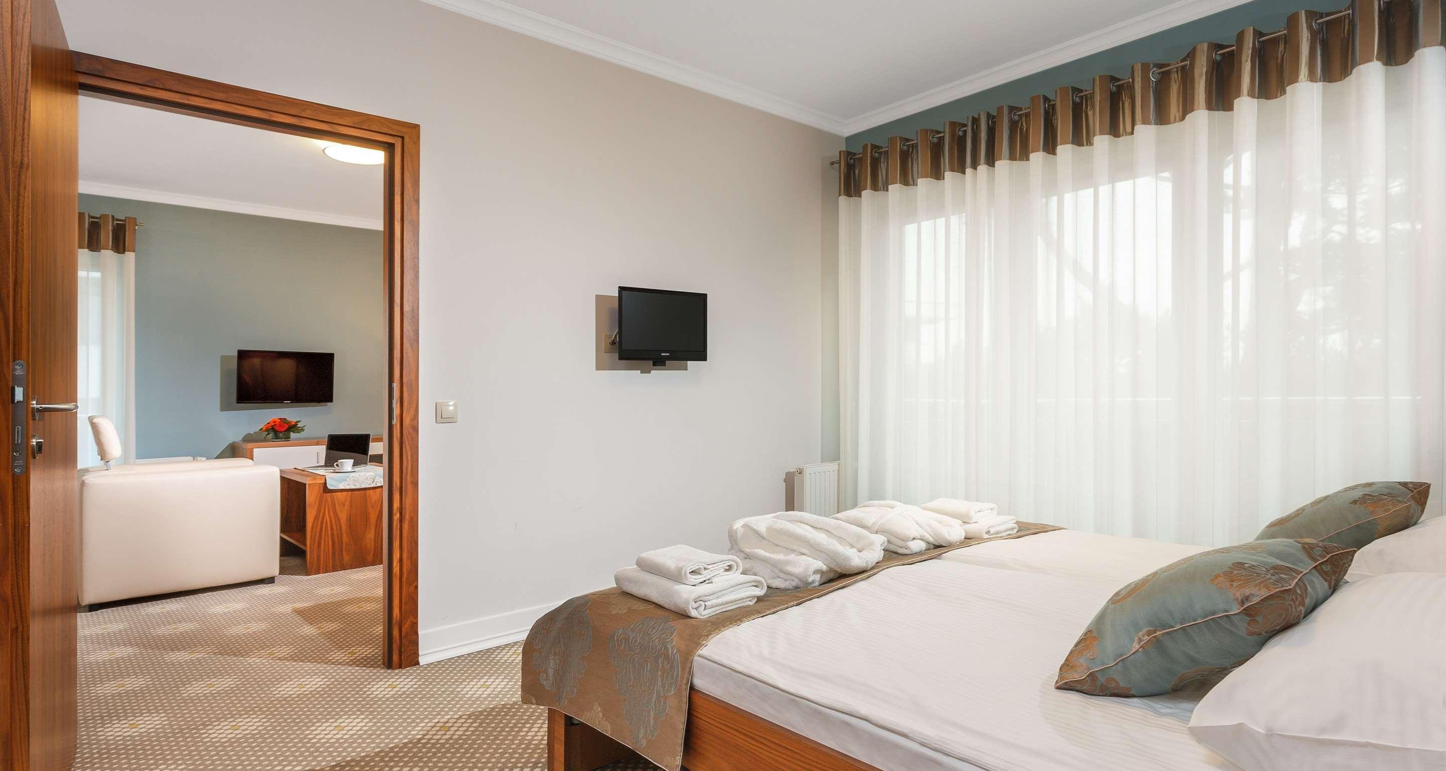 Best Western Hotel Юрата Екстериор снимка