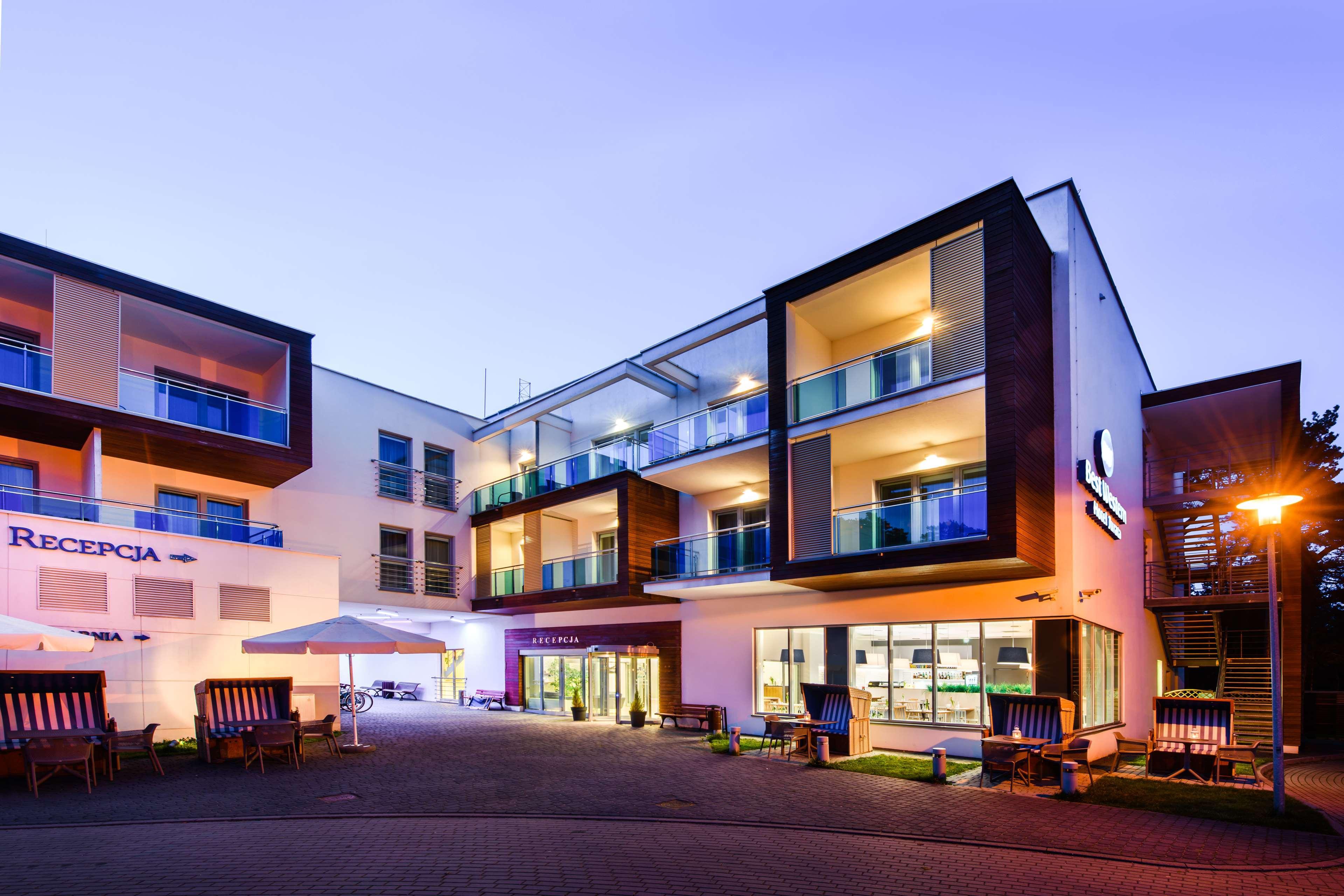 Best Western Hotel Юрата Екстериор снимка
